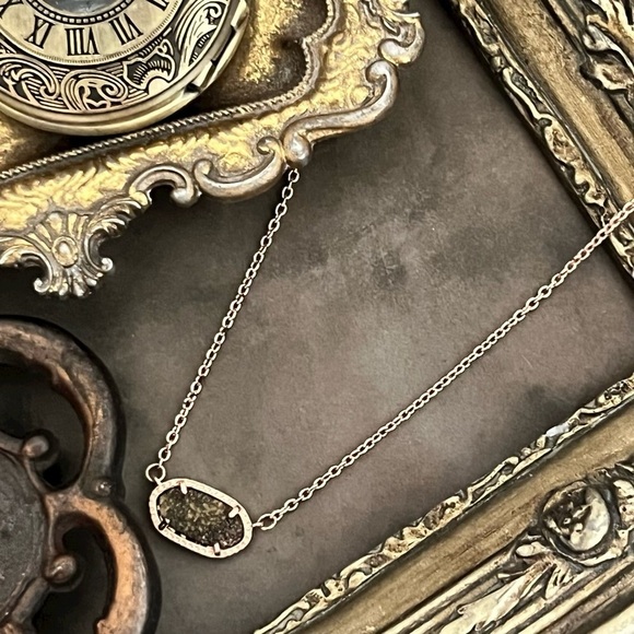 KENDRA SCOTT • Rose Gold Elisa Chocolate Drusy Necklace - Picture 4 of 4